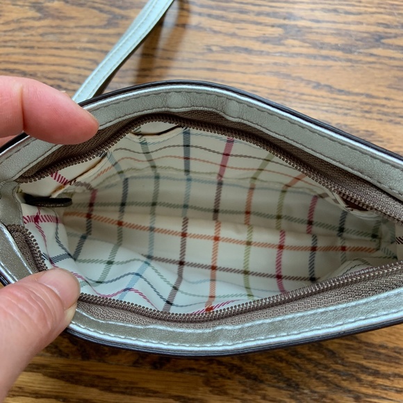 Coach gold leather wristlet - Picture 4 of 5